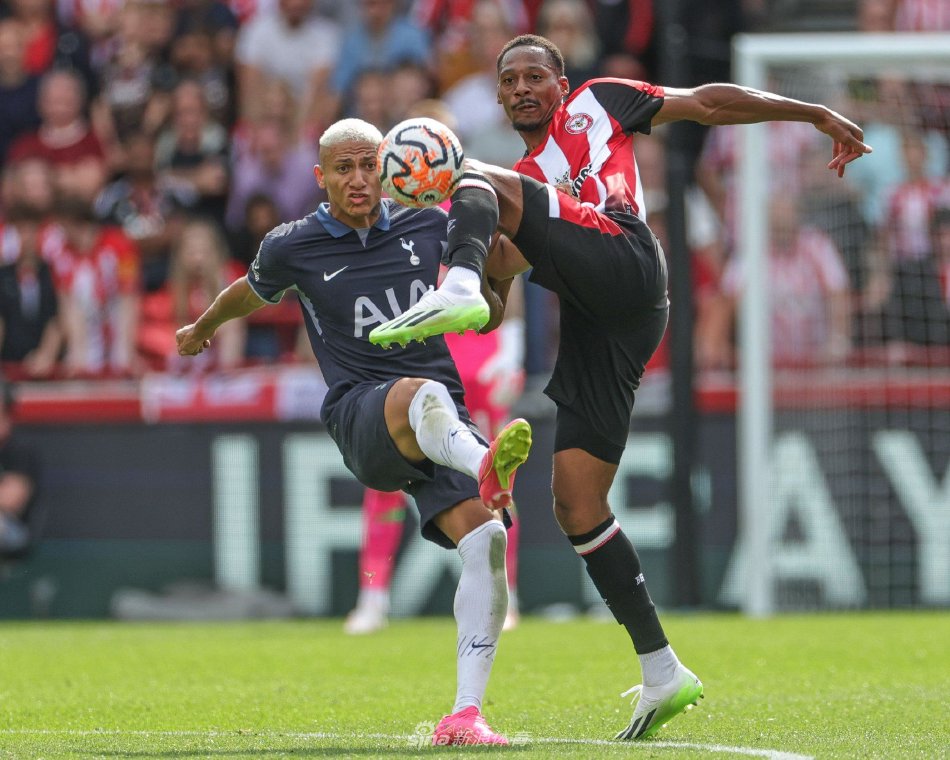 精准的控球 精准的控球