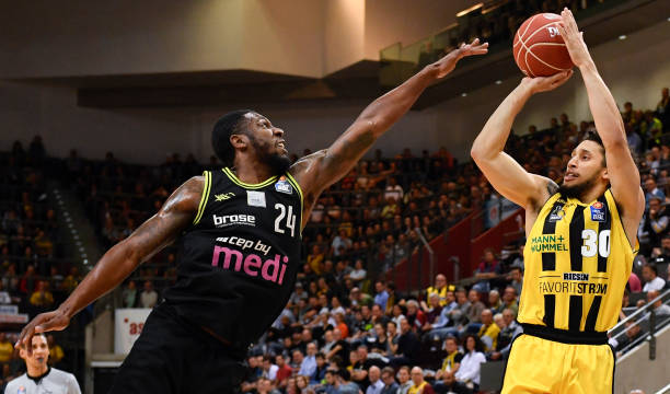 可以在更多 可以在更多