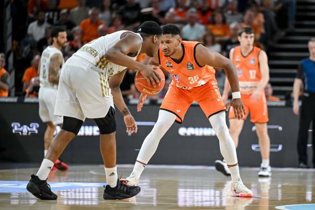 型比赛中提 型比赛中提