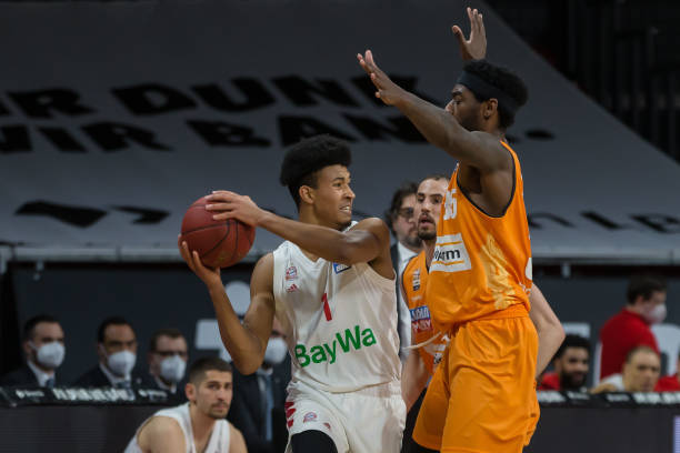 多纳鲁马的 多纳鲁马的