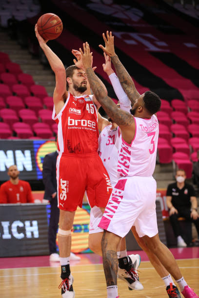 外调整而临 外调整而临